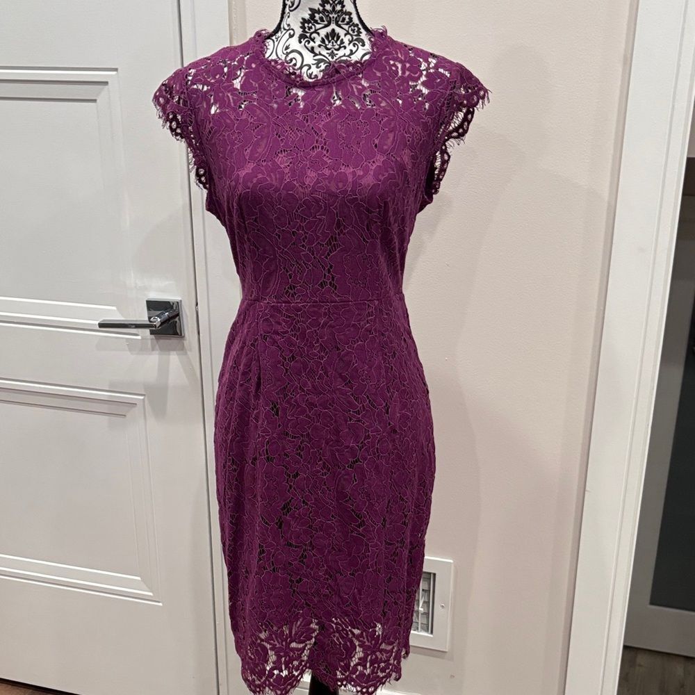 Merokeety NWT Lace Midi Dress in Rich Purple